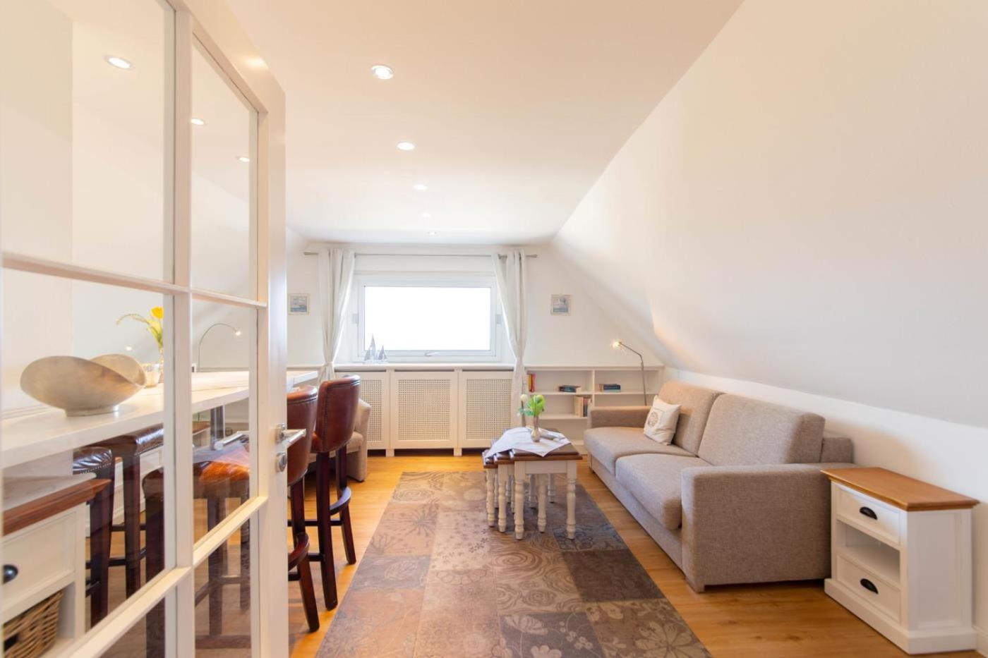 Ferienwohnung Lachmoewe Шарбойтц Екстериор снимка