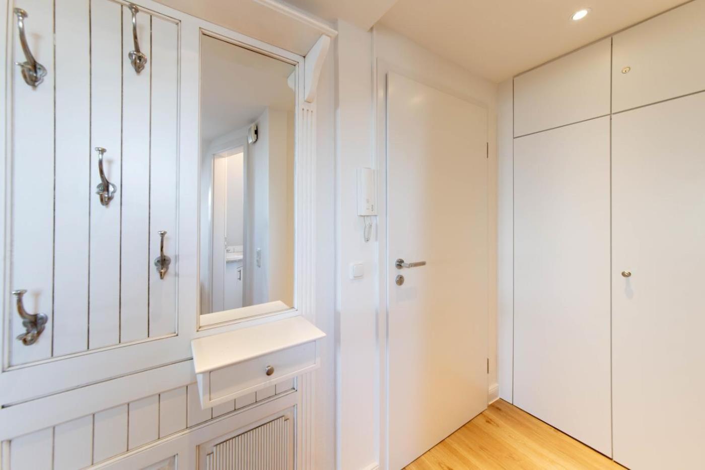 Ferienwohnung Lachmoewe Шарбойтц Екстериор снимка